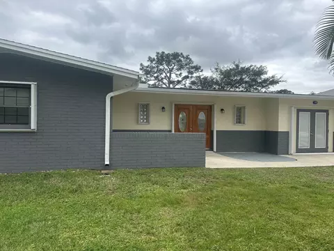 950 SE Belfast Ave, Port Saint Lucie, FL 34983