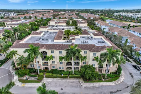 3 Renaissance Way #405, Boynton Beach, FL 33426