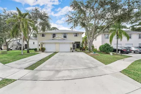 238 Leland Ln, Greenacres, FL 33463