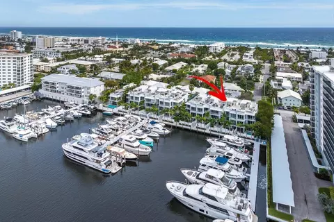 136 Macfarlane Dr, Delray Beach, FL 33483