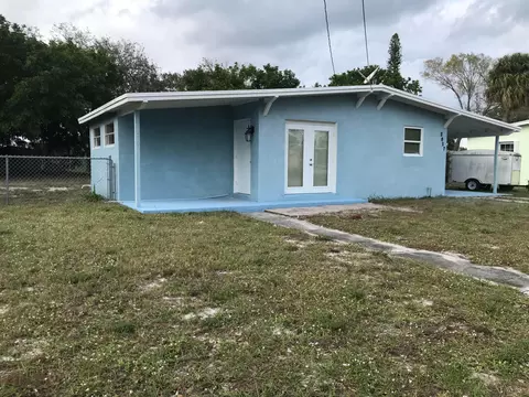 2017 Golfview Ct, Fort Pierce, FL 34950