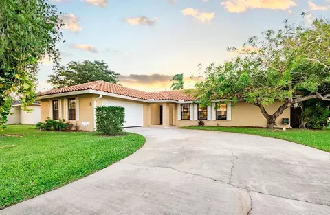 12169 Sugar Pine Trl, Wellington, FL 33414