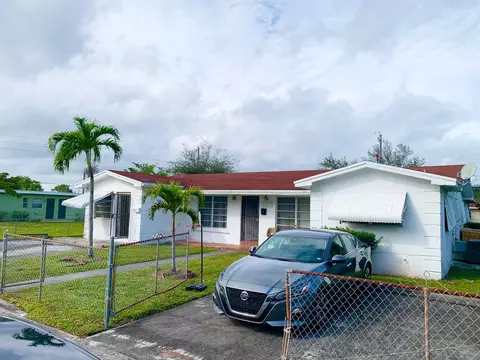 2239 Charleston, Hollywood, FL 33020