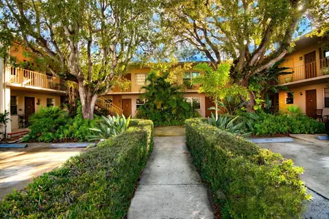 30 S J St #3, Lake Worth Beach, FL 33460