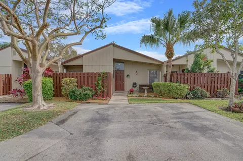 11555 Orange Blossom Ln, Boca Raton, FL 33428