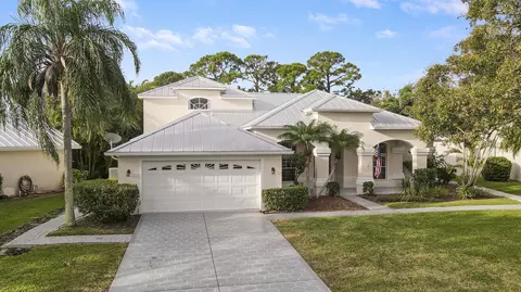 490 NW Bellworth Pl, Jensen Beach, FL 34957