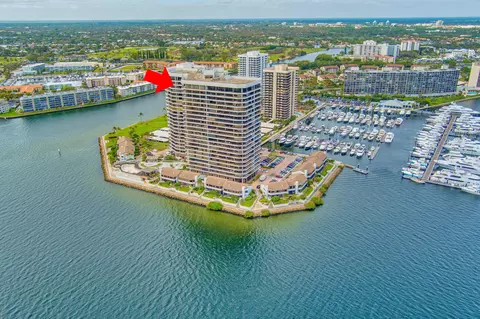 100 Lakeshore Dr #2157, North Palm Beach, FL 33408