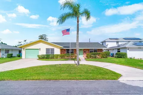 1371 SW 28 Ave, Boynton Beach, FL 33426