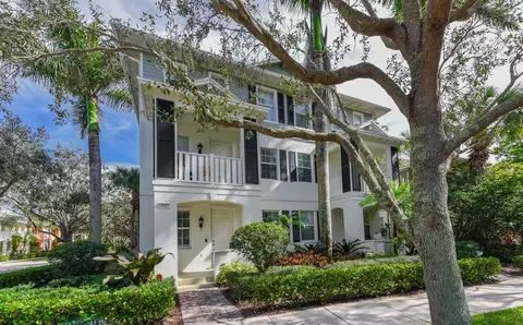3261 E Community Dr, Jupiter, FL 33458