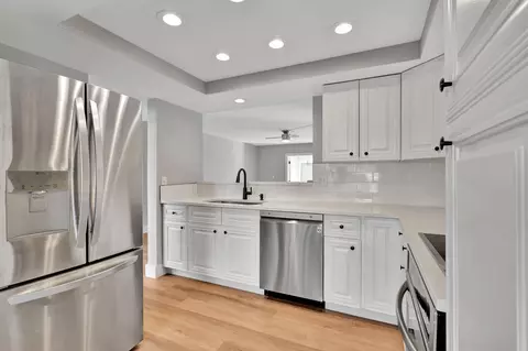 11 Willowbrook Ln #108, Delray Beach, FL 33446