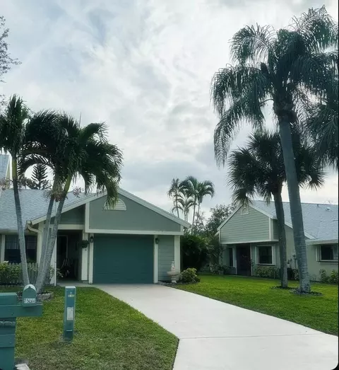 1534 SE Dewberry Ct, Port Saint Lucie, FL 34952