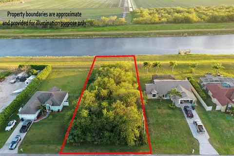 397 SW S Quick Cir, Port St Lucie, FL 34953