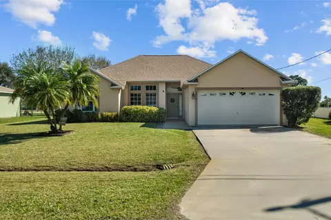 2870 SEast Blackwell Dr, Port Saint Lucie, FL 34952