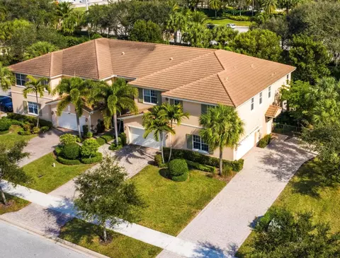 4639 Cadiz Cir, Palm Beach Gardens, FL 33418