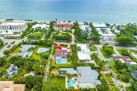 6260 N Ocean Blvd, Ocean Ridge, FL 33435