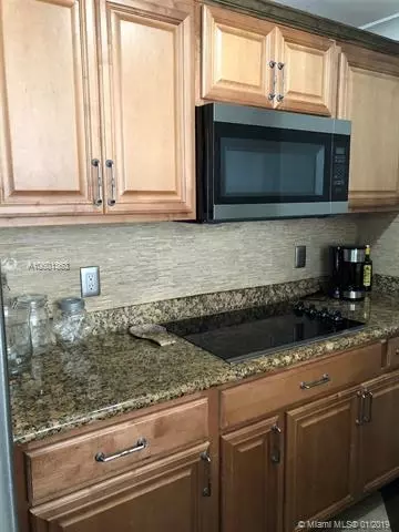 Undisclosed, Delray Beach, FL 33445