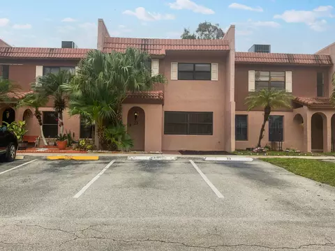 23 Madrid Ln #2-12, Davie, FL 33324