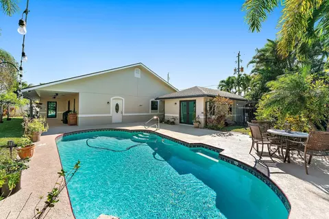 6265 Mullin St, Jupiter, FL 33458