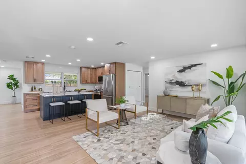 3100 SE 1st Pl, Boynton Beach, FL 33435