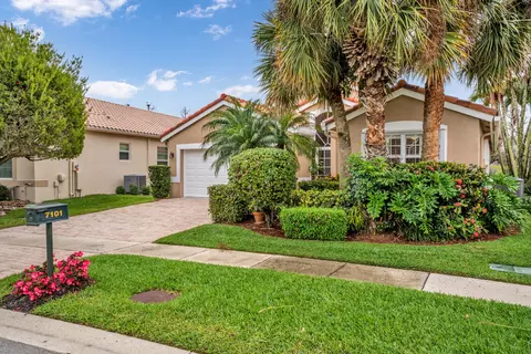 7101 Haviland Cir, Boynton Beach, FL 33437