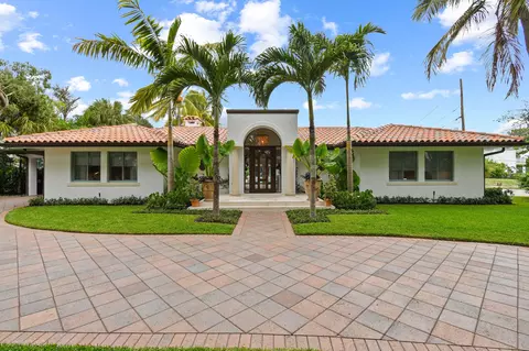 215 Essex Ln, West Palm Beach, FL 33405