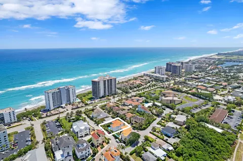 471 Surfside Ln, Juno Beach, FL 33408