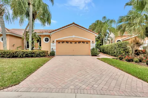 4614 Carlton Golf Dr, Lake Worth, FL 33449