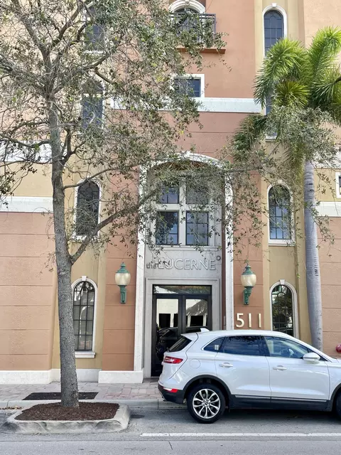 511 Lucerne Ave #614, Lake Worth, FL 33460