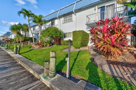 316 Southwind Ct #204, North Palm Beach, FL 33408
