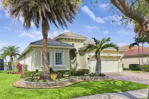 12082 Aviles Cir, Palm Beach Gardens, FL 33418
