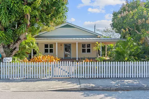 112 S J St, Lake Worth Beach, FL 33460