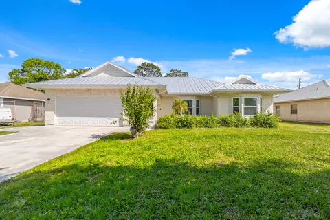 1806 18th Ave SW, Vero Beach, FL 32962