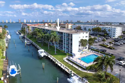 109 Paradise Harbour Blvd #505, North Palm Beach, FL 33408