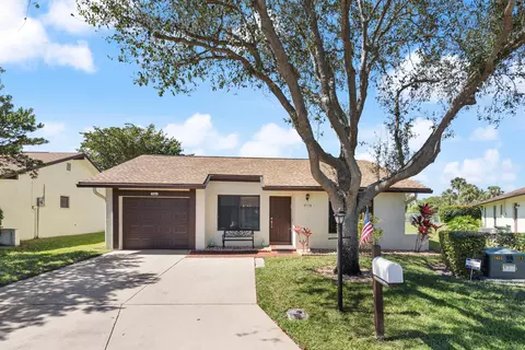 6179 Olivewood Cir, Greenacres, FL 33463
