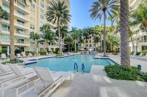100 NE 6th St #309, Boynton Beach, FL 33435