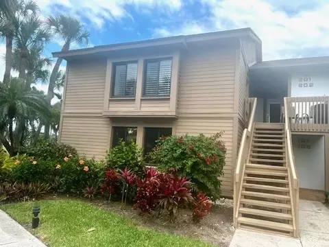 233 NEdgewater Dr #201, Stuart, FL 34996