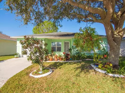 6719 Tulipan, Fort Pierce, FL 34951