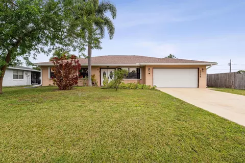 1179 SE Sabina Ln, Port Saint Lucie, FL 34983