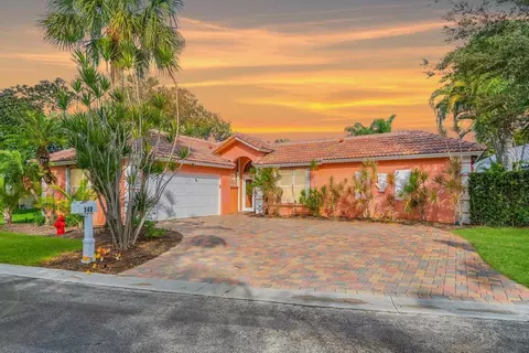 148 Cove Rd, Greenacres, FL 33413