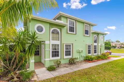 2117 SE Wild Meadow Cir #106, Port Saint Lucie, FL 34952