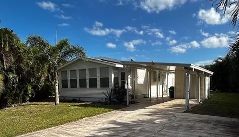 877 Pecan Cir, Barefoot Bay, FL 32976