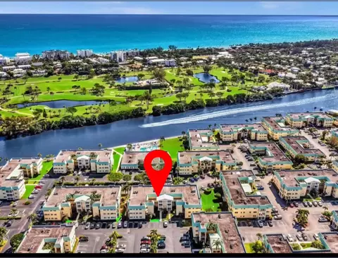 17 Colonial Club Dr #202, Boynton Beach, FL 33435
