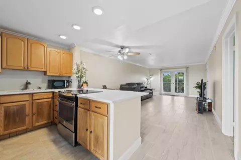 5700 NW 2nd Ave #407, Boca Raton, FL 33487
