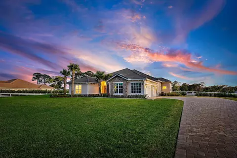 10120 Calabrese Trl, Jupiter, FL 33478