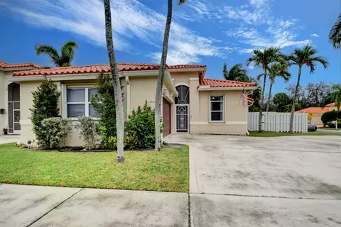 6547 Constance St, Lake Worth, FL 33467