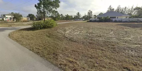2811 NW 23rd, Cape Coral, FL 33993
