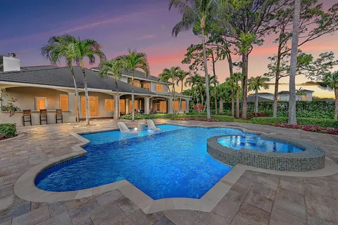 5169 Misty Morn Rd, Palm Beach Gardens, FL 33418