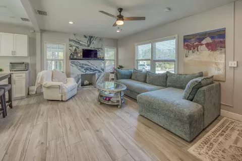 623 N B St, Lake Worth Beach, FL 33460