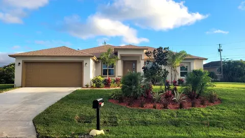 3340 SW Myers Ct, Port Saint Lucie, FL 34953