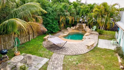 866 SW 29th Ter Ter, Palm City, FL 34990